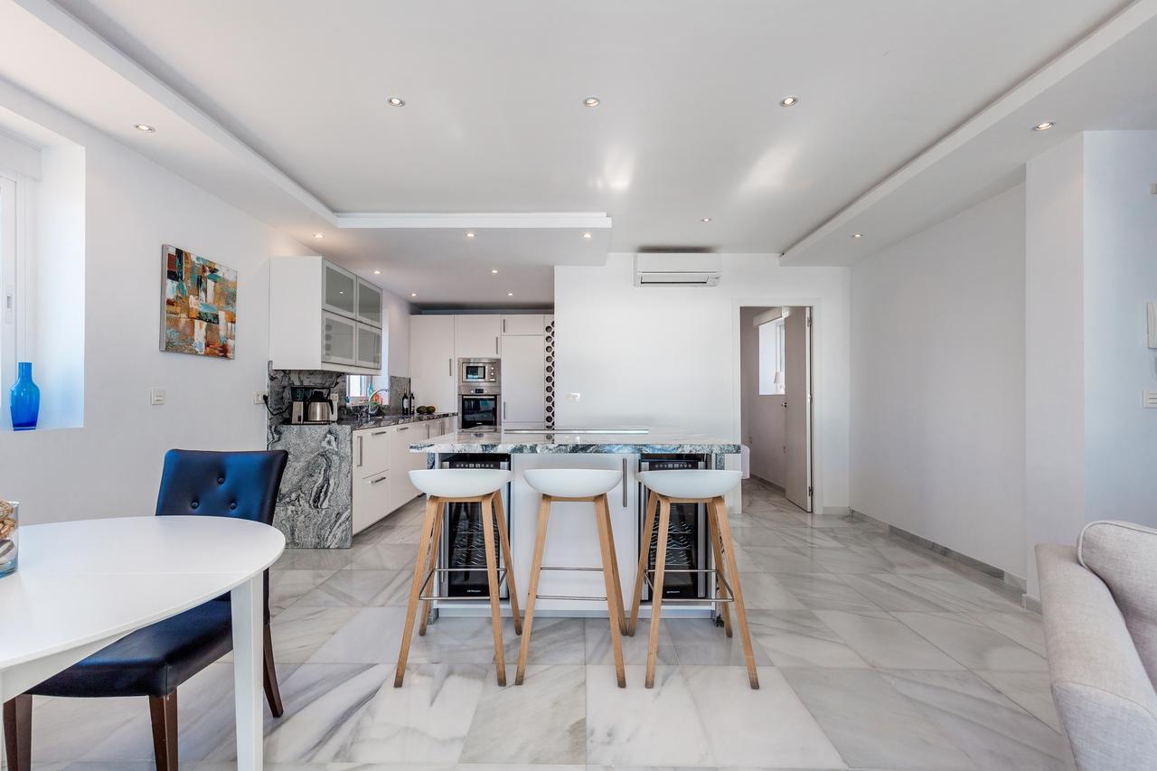 Front Line Penthouse Puerto Banus With Sea Views Apartment Marbella Ngoại thất bức ảnh